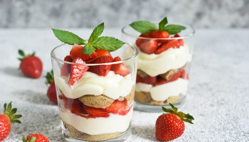 Verrines aux fraises façon Tiramisu