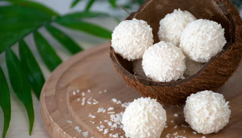 Boules de coco façon Raffaello