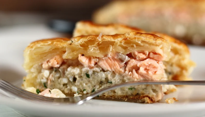 Feuilletés saumon, fruits de mer et chèvre