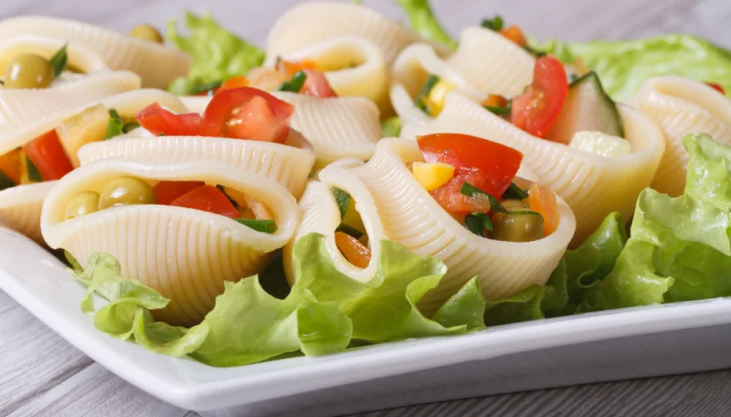 Salade de Conchiglioni aux légumes du soleil