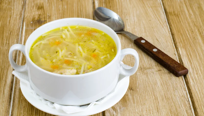 Bouillon de poule aux vermicelles