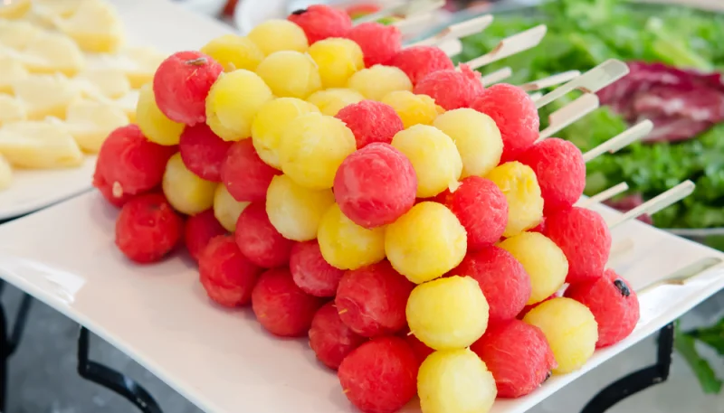 Brochettes duo melon/pastèque