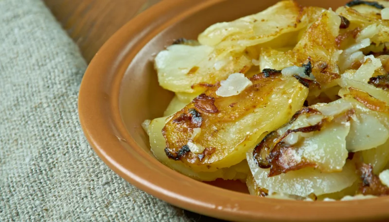 Pommes de terre à la lyonnaise