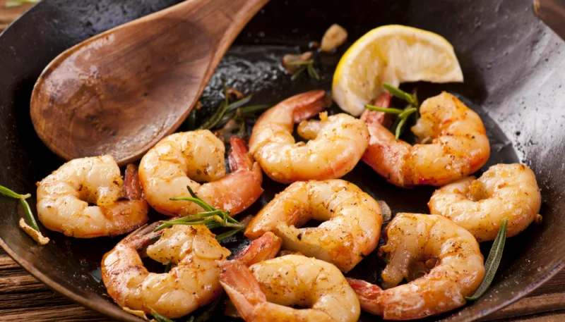 Crevettes sautées