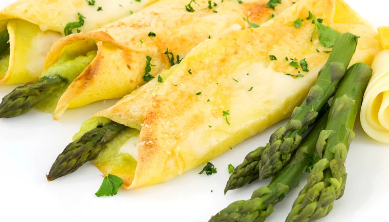 Crêpes aux asperges et au chèvre