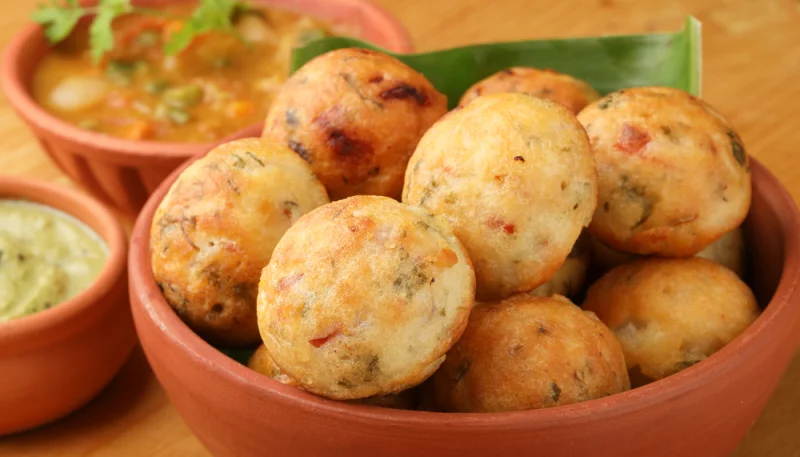 Croquettes de pommes de terre, crevettes et fines herbes