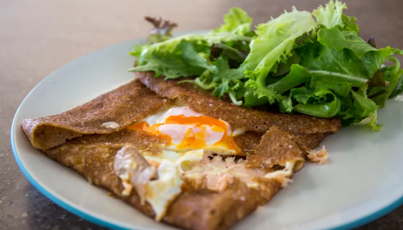 Galettes de sarrasin au saumon fumé et Boursin