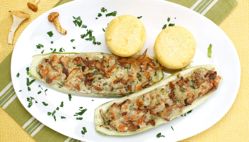 Concombre farci aux champignons au four