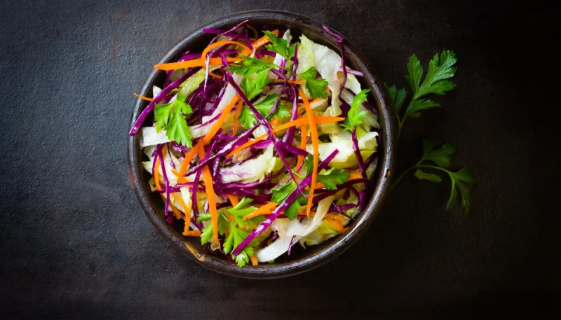 Salade de chou vert et carottes
