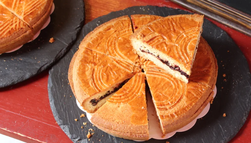 Gâteau basque à la cerise