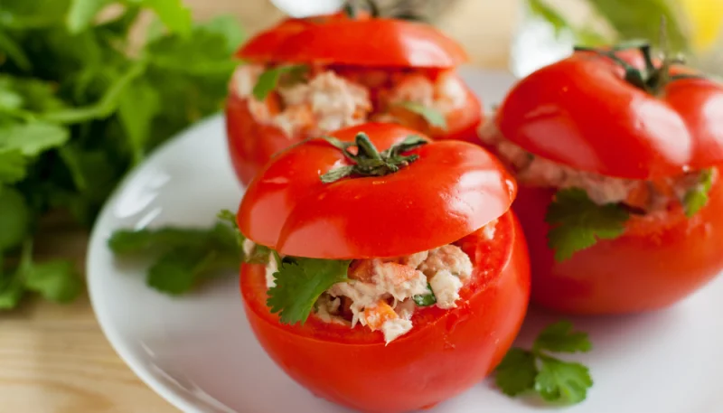 Tomates farcies au thon