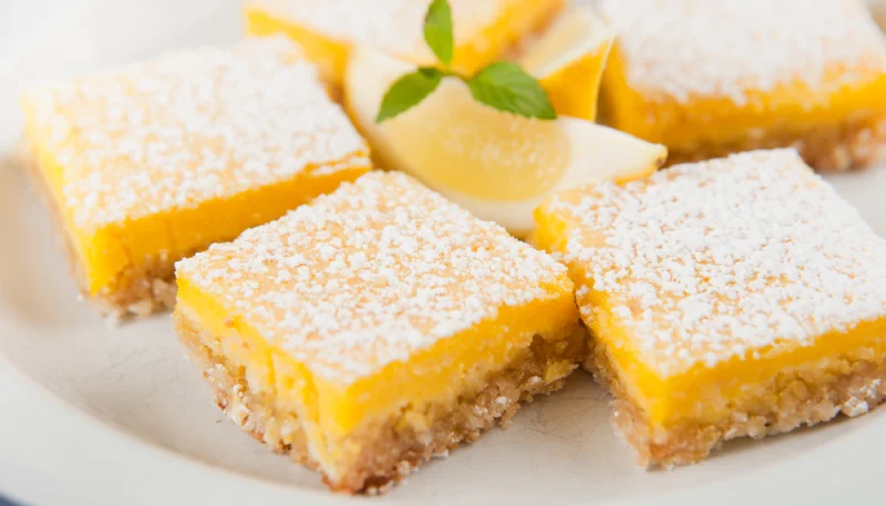 Carrés aux amandes et au citron