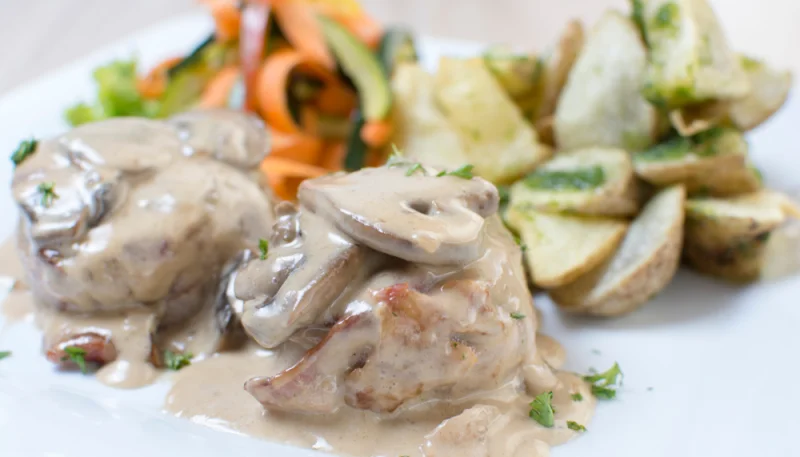 Filet mignon aux champignons