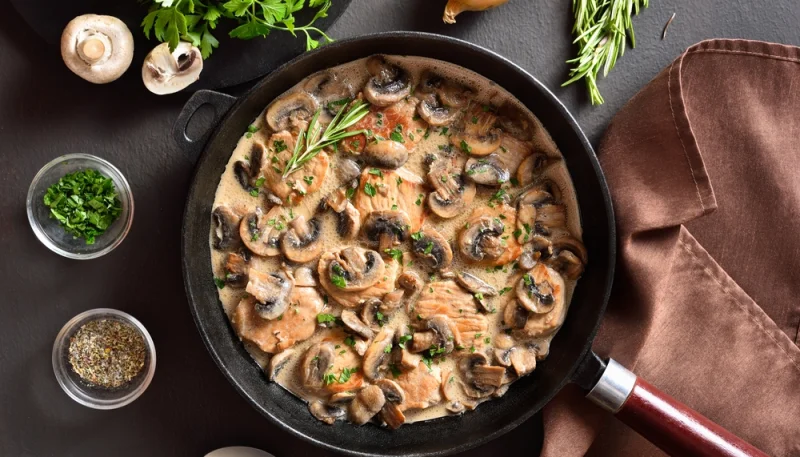 Champignons de Paris à la crème