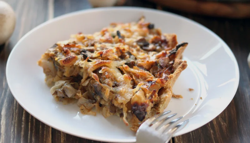 Quiche sans pâte aux champignons
