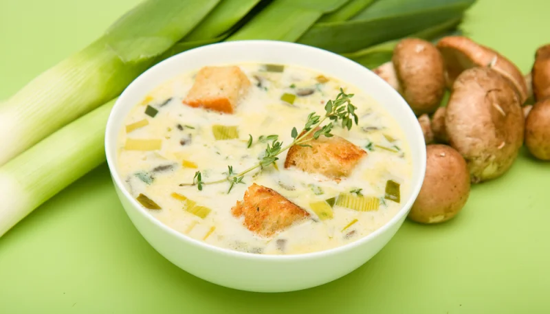 Soupe champignons et poireaux