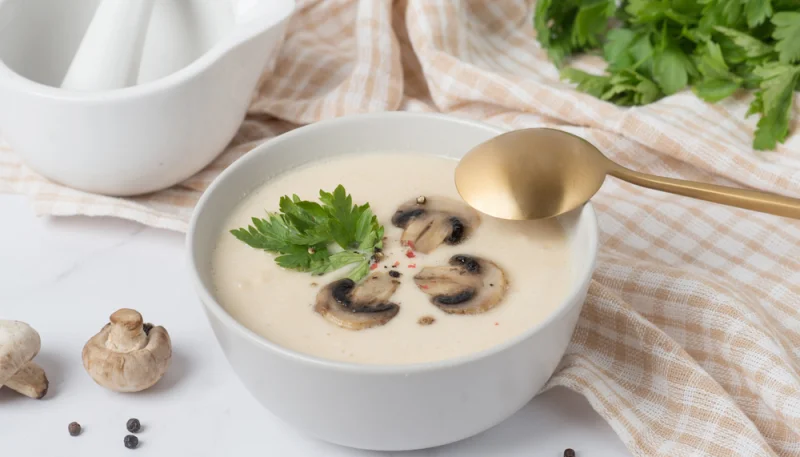 Velouté de champignons de paris