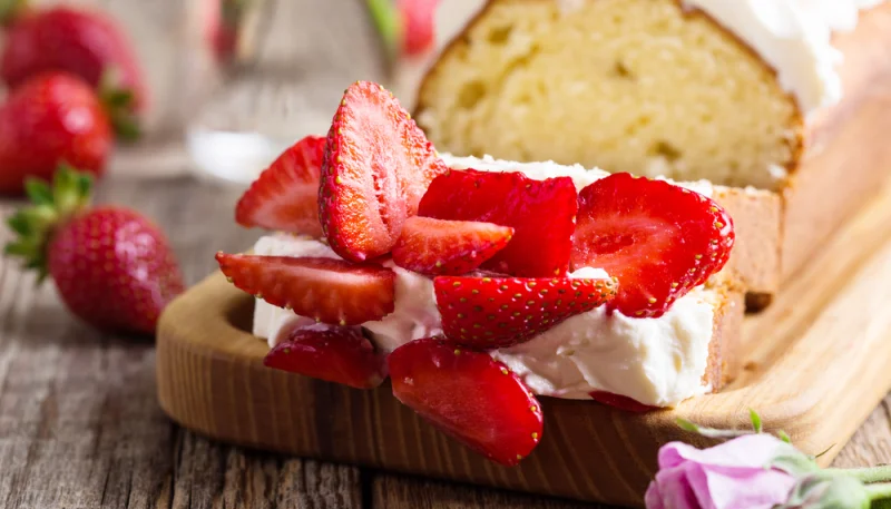 Cake aux fraises et mascarpone