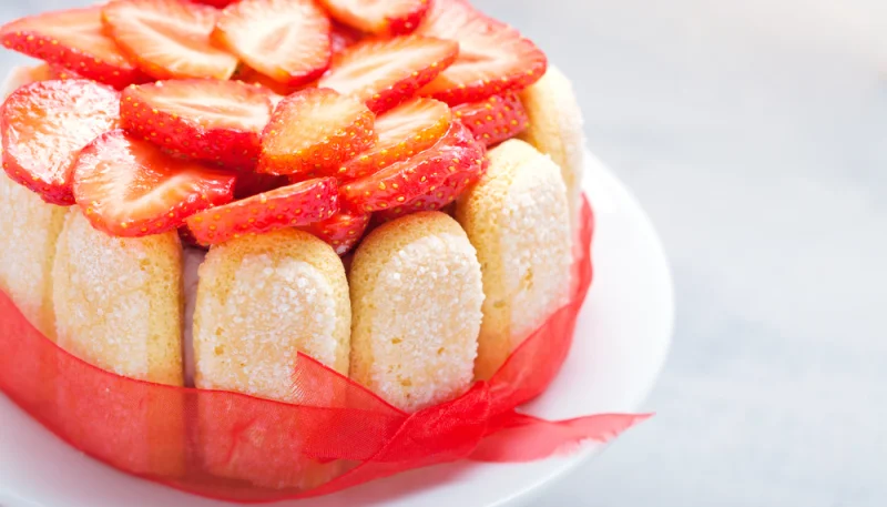 Boudoirs aux fraises et chantilly