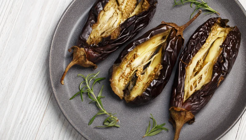 Aubergines fondantes au four