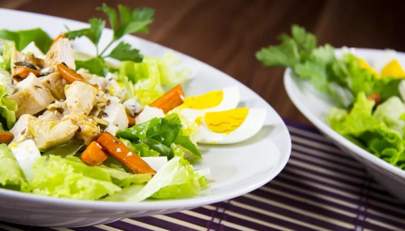 Salade de poulet à la mimolette