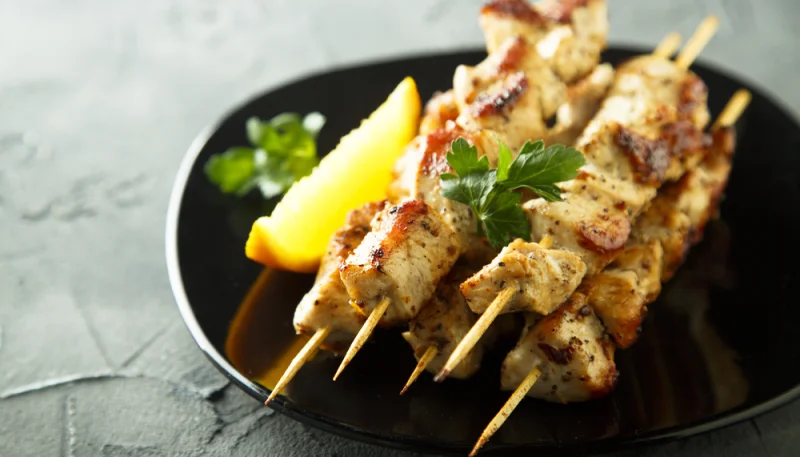 Brochettes de poulet au citron