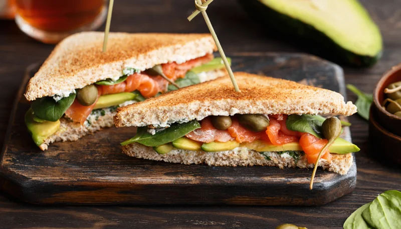 Club sandwich saumon