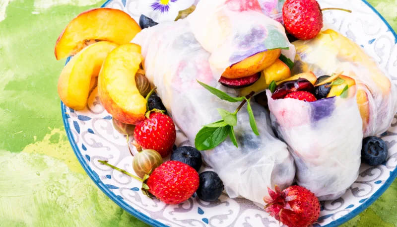 Rouleaux de printemps aux fruits exotiques