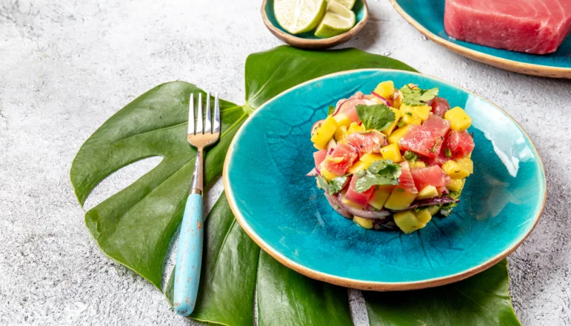 Tartare de saumon à la mangue