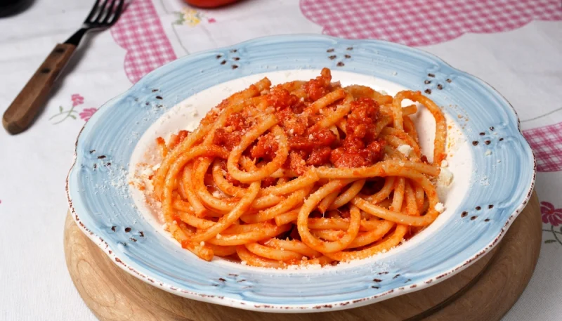 Bucatini all'amatriciana