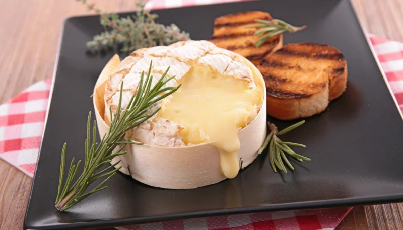 Brie au four
