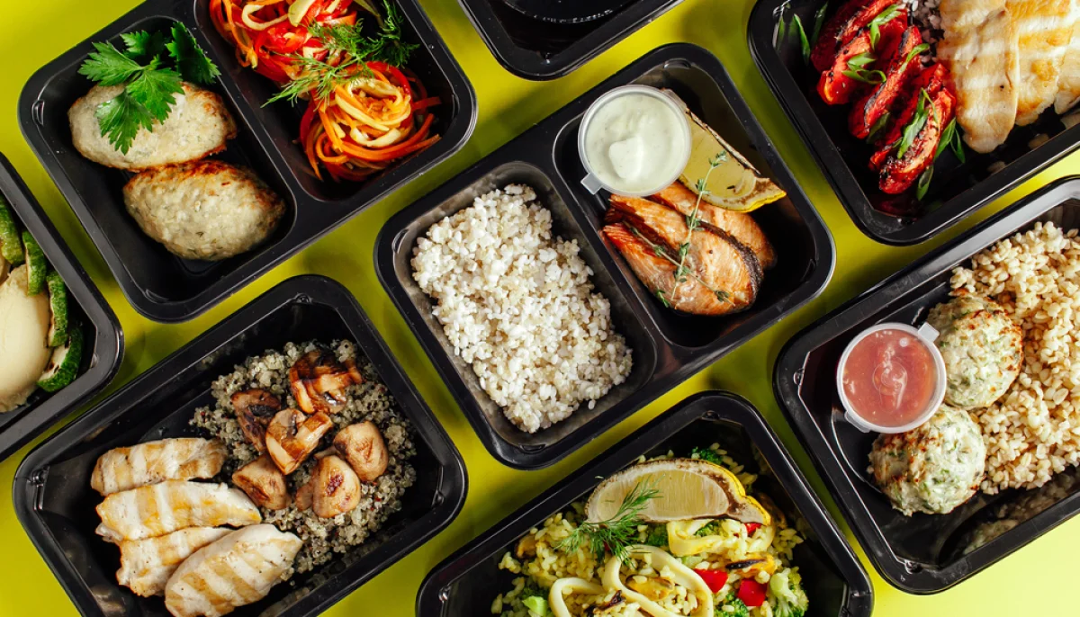 Entreprises : Les 3 bonnes raisons de se faire livrer des plateaux repas