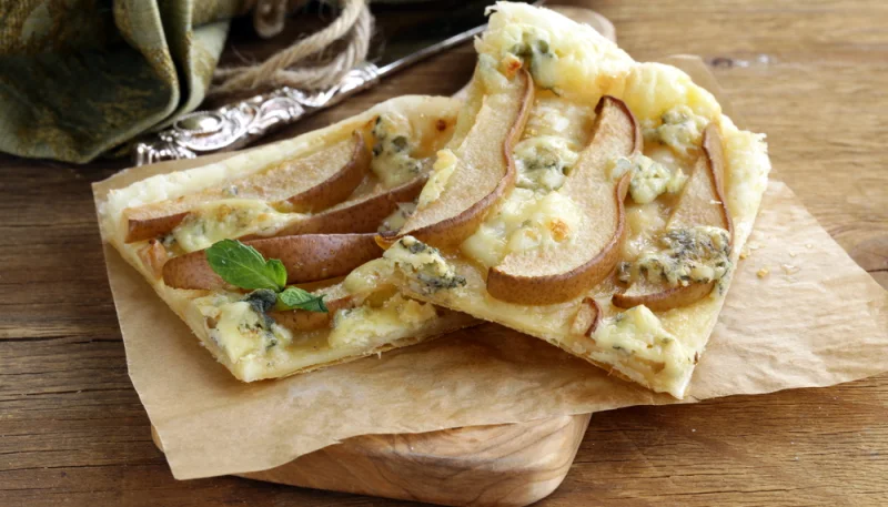 Tarte fine poire et Roquefort