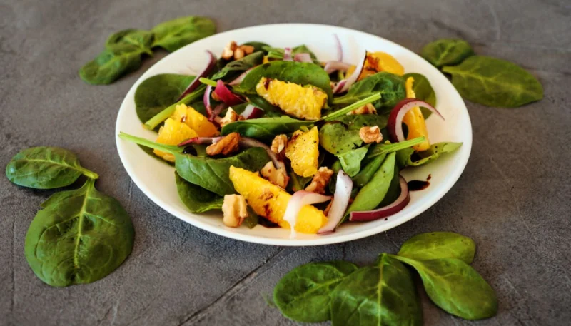 Salade d'épinards et d'orange
