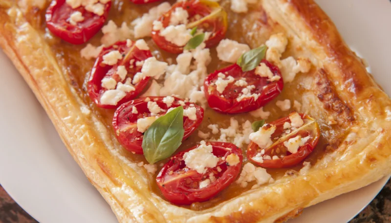 Tarte fine tomate cerise feta