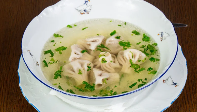 Tortellini en bouillon