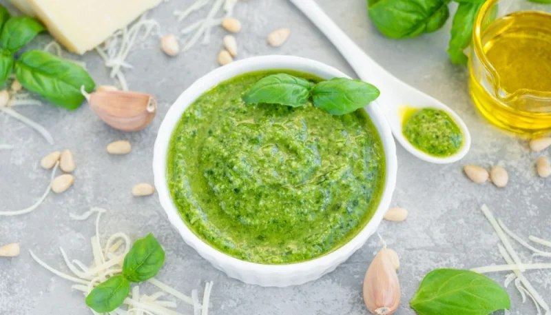 Pesto au citron et au basilic