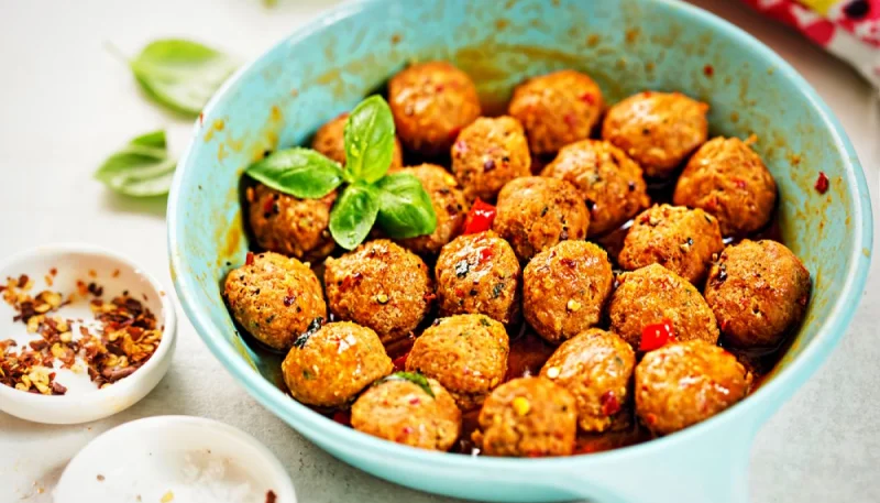 Boulettes de viande au chorizo et à la sauce tomate