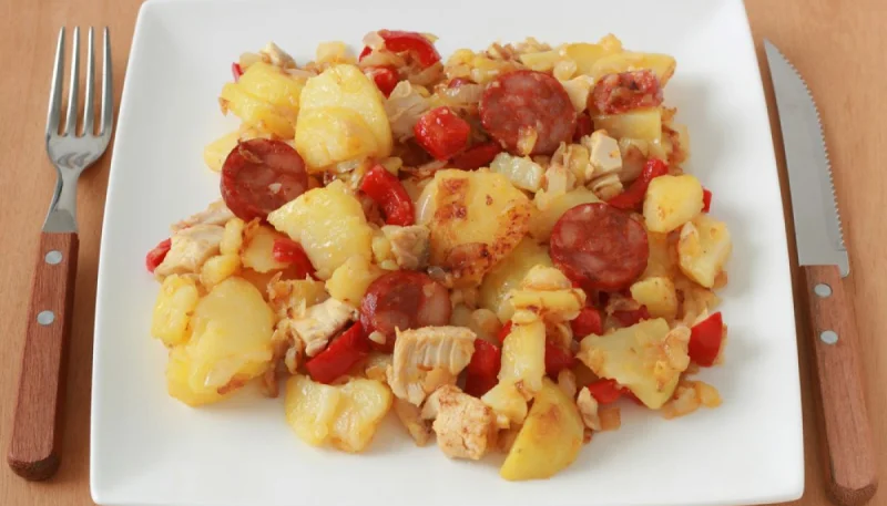 Chorizo à la poêle avec chou-fleur