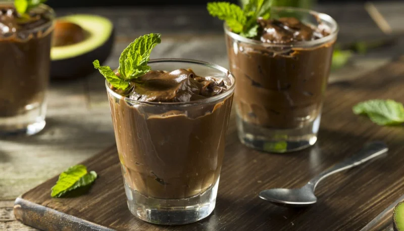 Mousse au chocolat et avocat