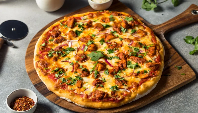 Pizza au poulet tikka masala
