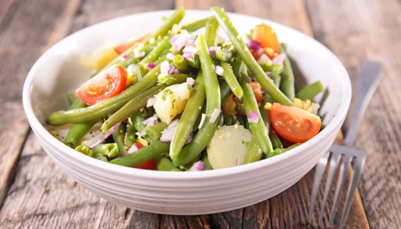 Salade de pommes de terre et haricots verts