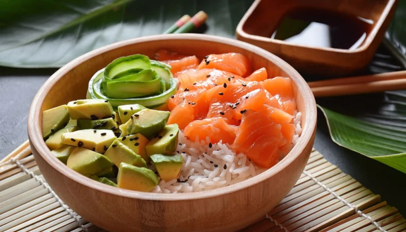 Sushi bowl à l'avocat