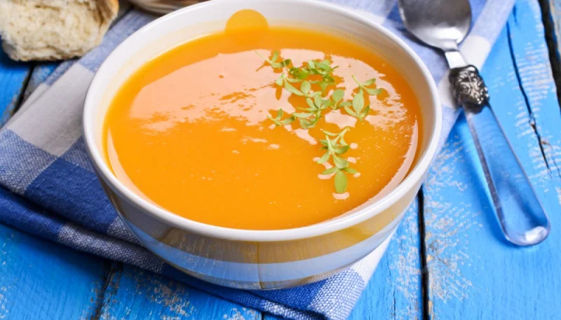 Soupe de céleri à l'ancienne