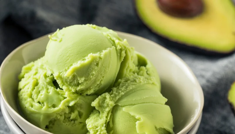 Glace à l’avocat