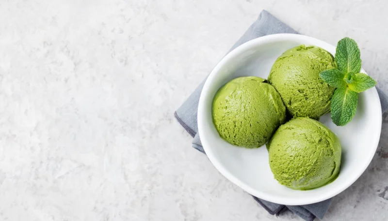 Glace à la menthe