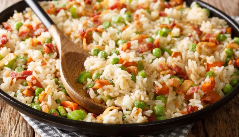 Pilaf de riz aux petits pois