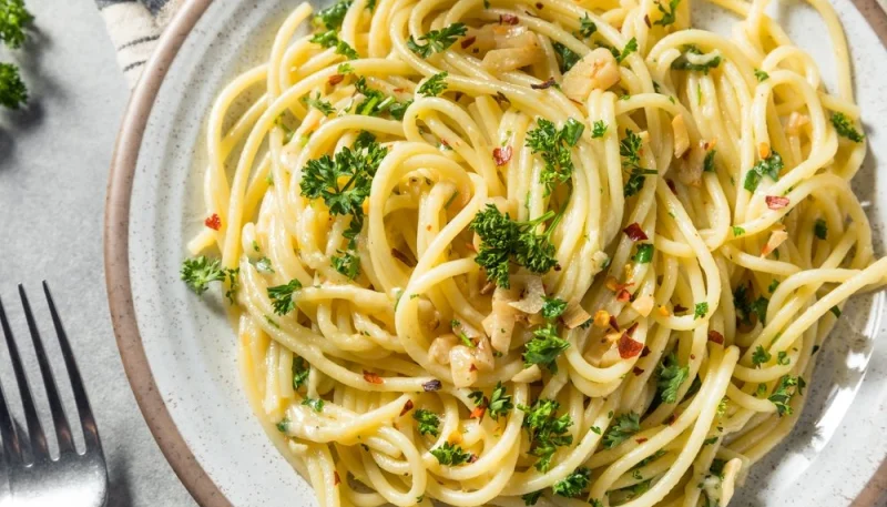 Spaghetti à l'ail et à l'huile