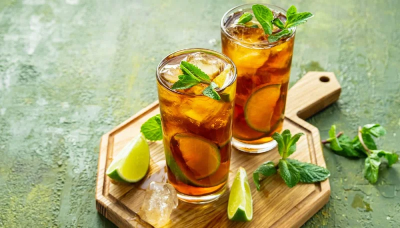 Thé glacé à la menthe