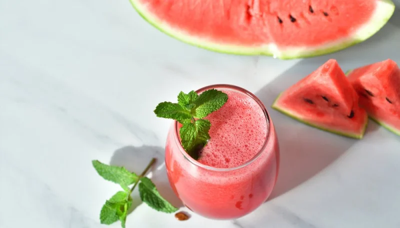 Jus de pastèque et menthe